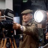 80er Jahre: Loriot als Regisseur: In "Ödipussi" und "Pappa Ante Portas" hatte der Alleskönner am Set das Zepter selbst in der Ha