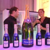 Kleinen und großen Spaß gibt's mit dem Champagner von Pommery.