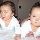 Rund nuen Monate nach der Geburt haben sich die Zwillinge von Mariah Carey prächtig enetwickelt.