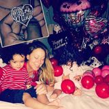 Familie Carey verschickt über Instagram Grüße zum Valentinstag.