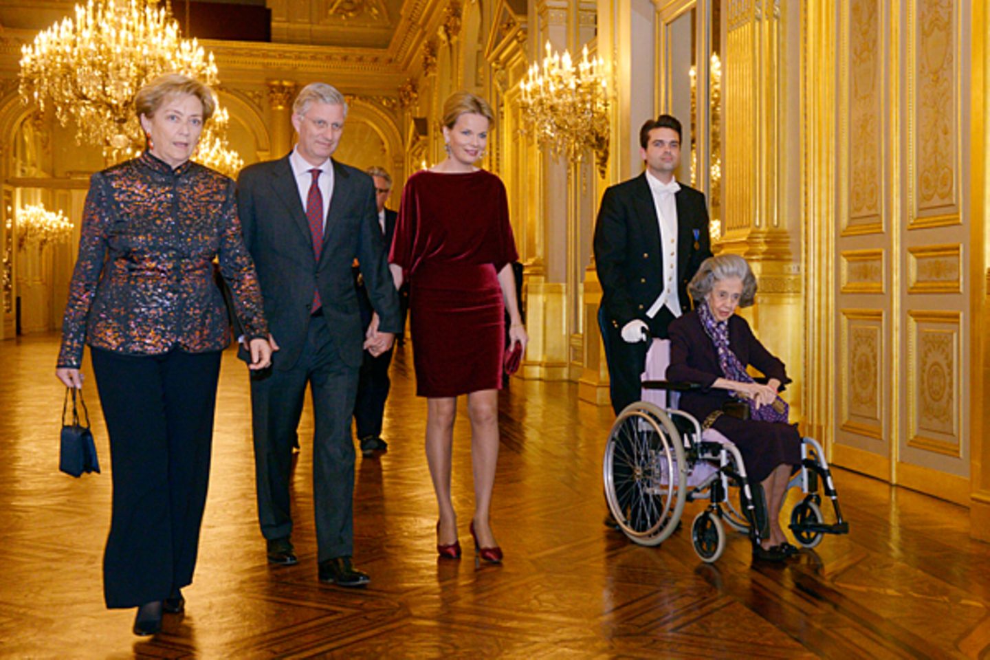 19. Deze4mber 2012: Königin Paola, Prinz Philippe, Prinzessin Mathilde und Königin Fabiola von Belgien besuchen das Weihnachstko
