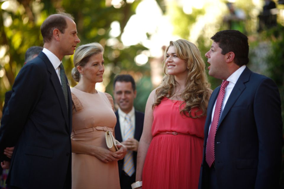 11. Juni 2012: Prinz Edward und seine Frau Herzogin Sophie treffen in Gibraltar, einem britischen Überseegebiet, Premier Fabian 11. Juni 2012: Prinz Edward und seine Frau Herzogin Sophie treffen in Gibraltar, einem britischen Überseegebiet, Premier Fabian