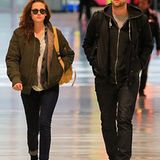 26. November 2012: Kristen Stewart und Robert Pattinson werden am JFK Airport in New York gesichtet.