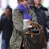 17. Oktober 2012: Noch nicht ganz wach geht Judy Greer zur Probe ihres Broadway-Stücks.