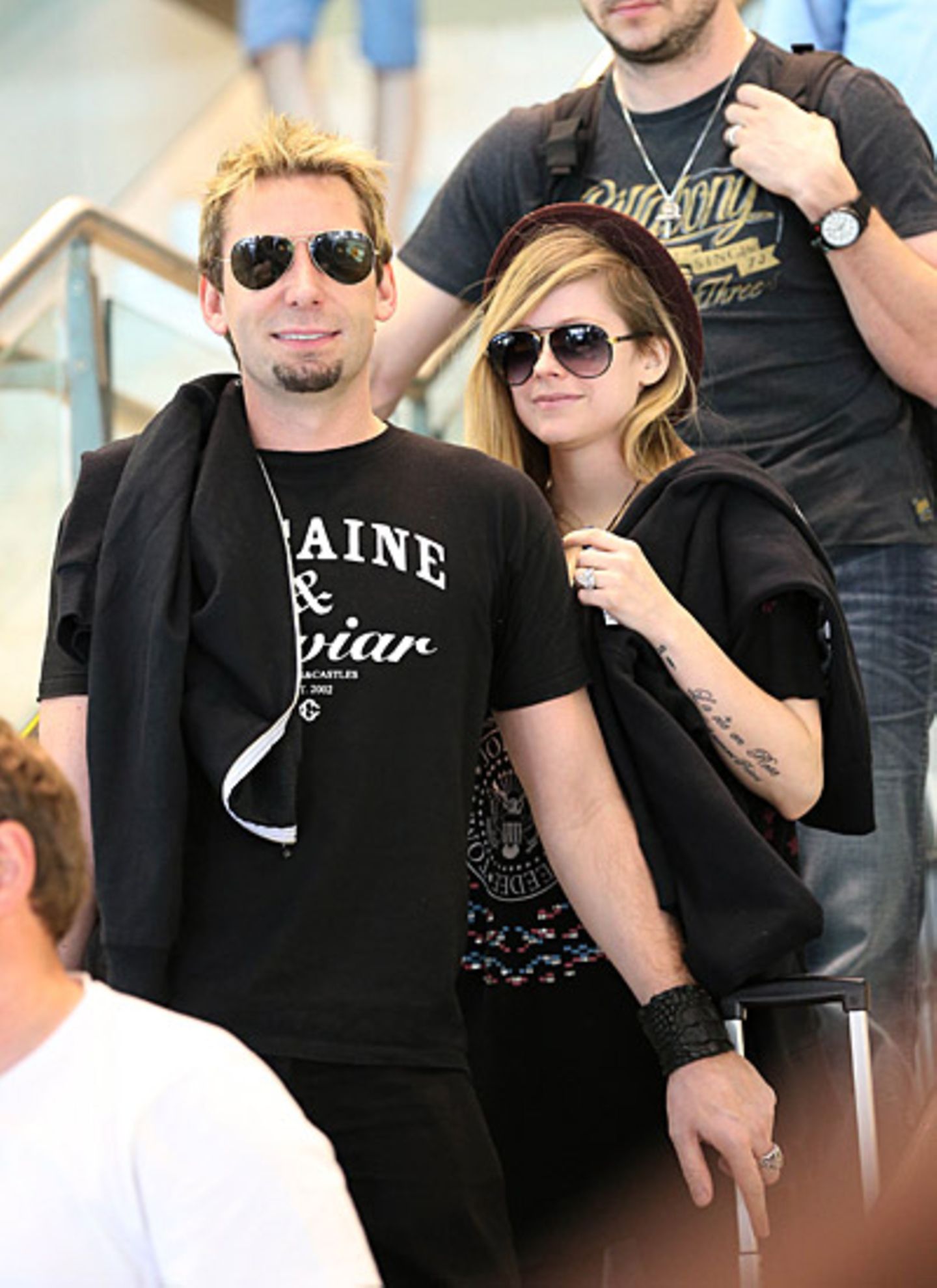22. November 2012: Chad Kroeger und Avril Lavigne kommen gut gelaunt in Sydney an.