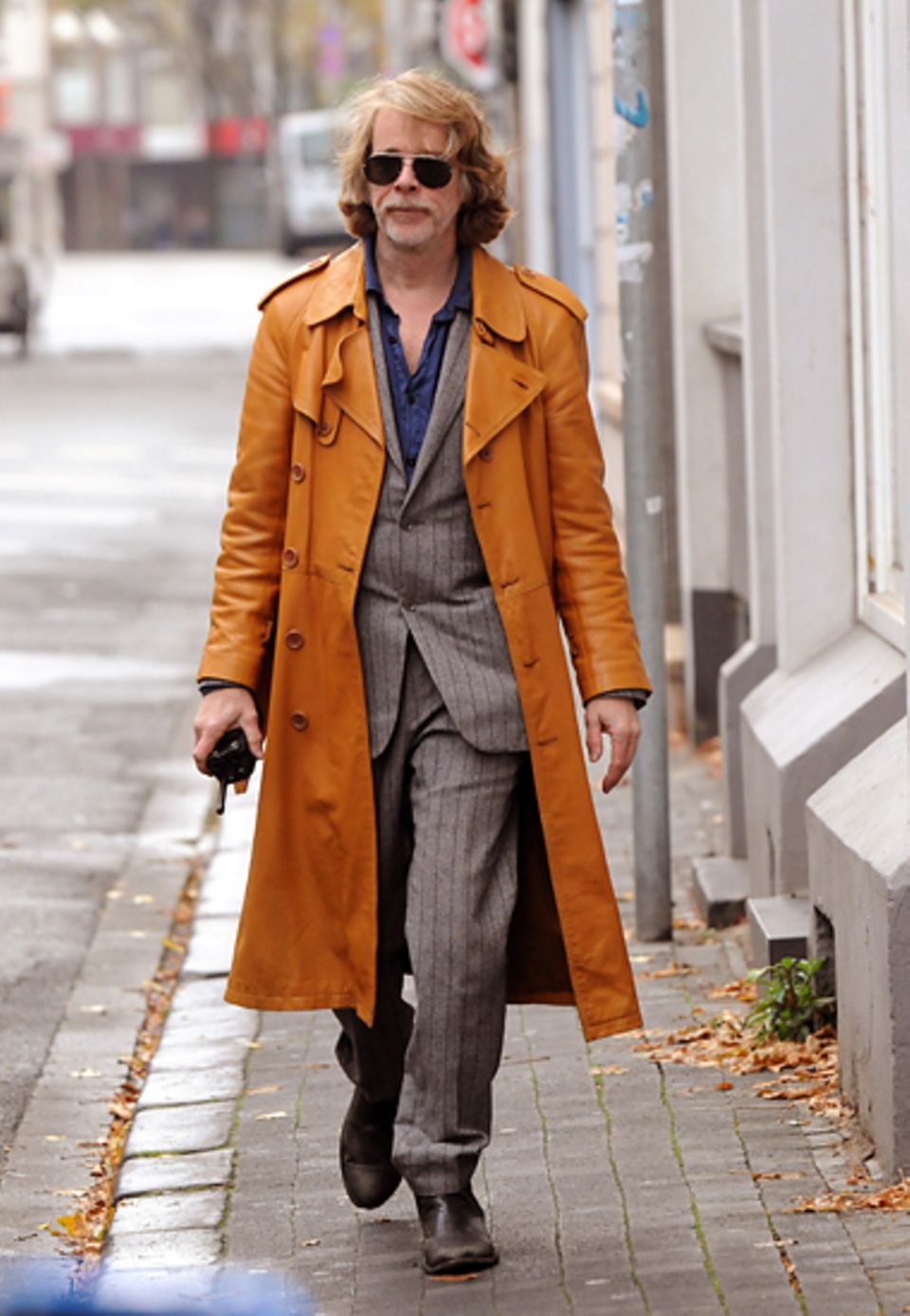 5. November 2012: Helge Schneider ist wieder als Kommissar "00 Schneider" unterwegs und steht für Dreharbeiten zu dem Kinofilm "