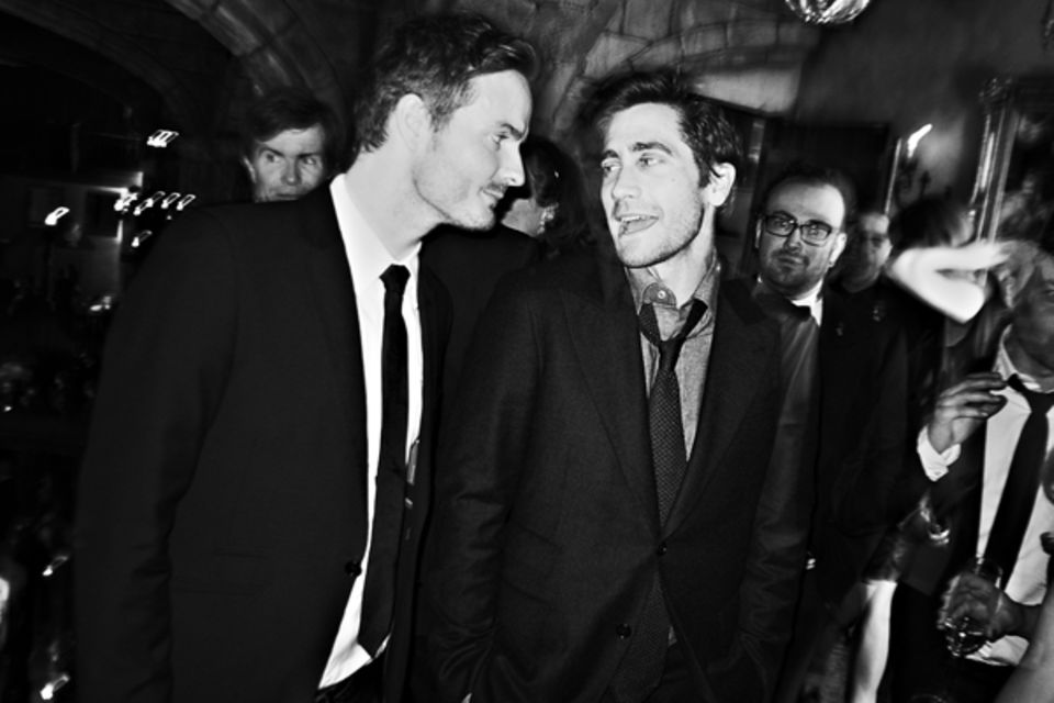 GALA-Redakteur Roland Rödermund tauscht sich mit Hollywood-Star und Jurymitglied Jake Gyllenhaal aus. GALA-Redakteur Roland Rödermund tauscht sich mit Hollywood-Star und Jurymitglied Jake Gyllenhaal aus.