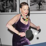 Barbara Engel-Herzsprung trainiert ihre Rückhand.