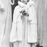 1931:  Die Prinzessin nimmt an einer Hochzeit in Balcombe teil.