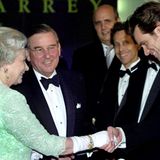 2000: Königin Elisabeth II. und Jim Carrey
