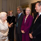 2016: Auch Sängerin Annie Lennox und Schauspieler Richard E. Grant haben die Ehre, die Queen zu treffen.