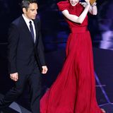 Ben Stiller und eine sehr gut gelaunte Emma Stone vergeben den Oscar in der Kategorie "Beste visuelle Effekte".