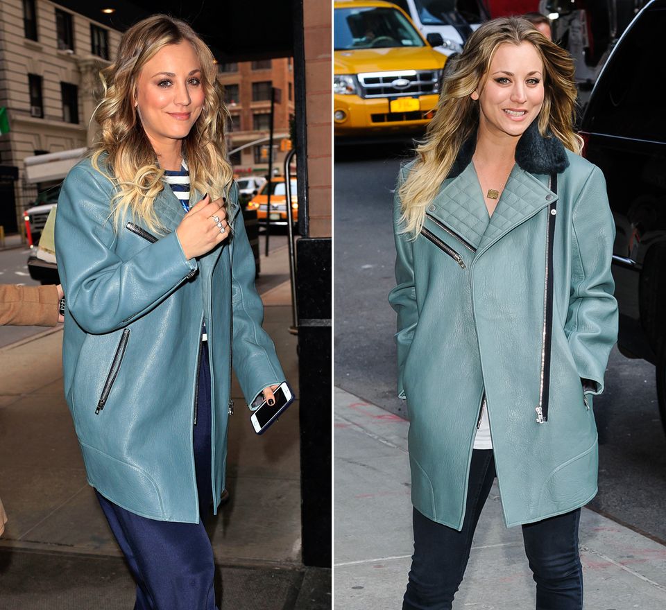 "The Big Bang Theory"-Star Kaley Cuoco hat in ihrem türkisblauen Ledermantel mit gestepptem Kragen und schrägen Reißverschlüssen einen treuen Begleiter gefunden. "The Big Bang Theory"-Star Kaley Cuoco hat in ihrem türkisblauen Ledermantel mit gestepptem Kragen und schrägen Reißverschlüssen einen treuen Begleiter gefunden.