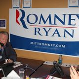 Jon Voight macht in Las Vegas Wahlkampf für Mitt Romney. Dabei ruft er einige potenzielle Wähler sogar persönlich an.