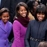 Sasha, Malia und Michelle Obama wählten farblich aufeinander abgestimmte Outfits.