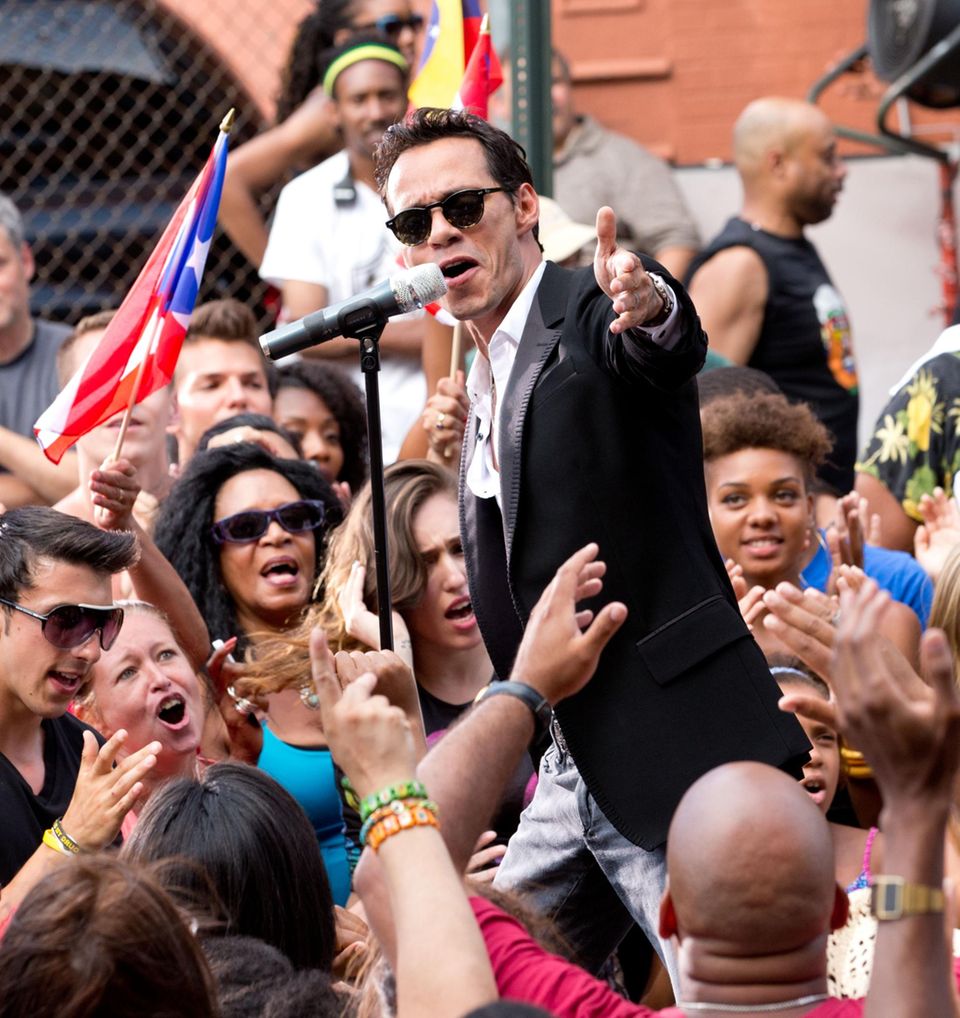 21. Juli 2013: Marc Anthony filmt in den Straßen von New York sein neues Musikvideo zu "Vivir Mi Vida".