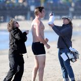 10. Dezember 2013: Liev Schreiber dreht für "Pawn Sacrifice" am Strand von Santa Monica.