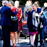 2. Oktober 2013: König Harald und Königin Sonja von Norwegen empfangen Königin Máxima und König Willem-Alexander der Niederlande zu ihrem offiziellen Besuch in Oslo. Prinzessin Mette-Marit und Prinz Haakon sind auch zur Begrüßung gekommen.