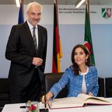 24. Juni 2013: Prinzessin Mary trifft bei ihrem Besuch in Aachen unter anderem auch Nordrhein-Westfalens Wirtschaftsminister Garrelt Duin.