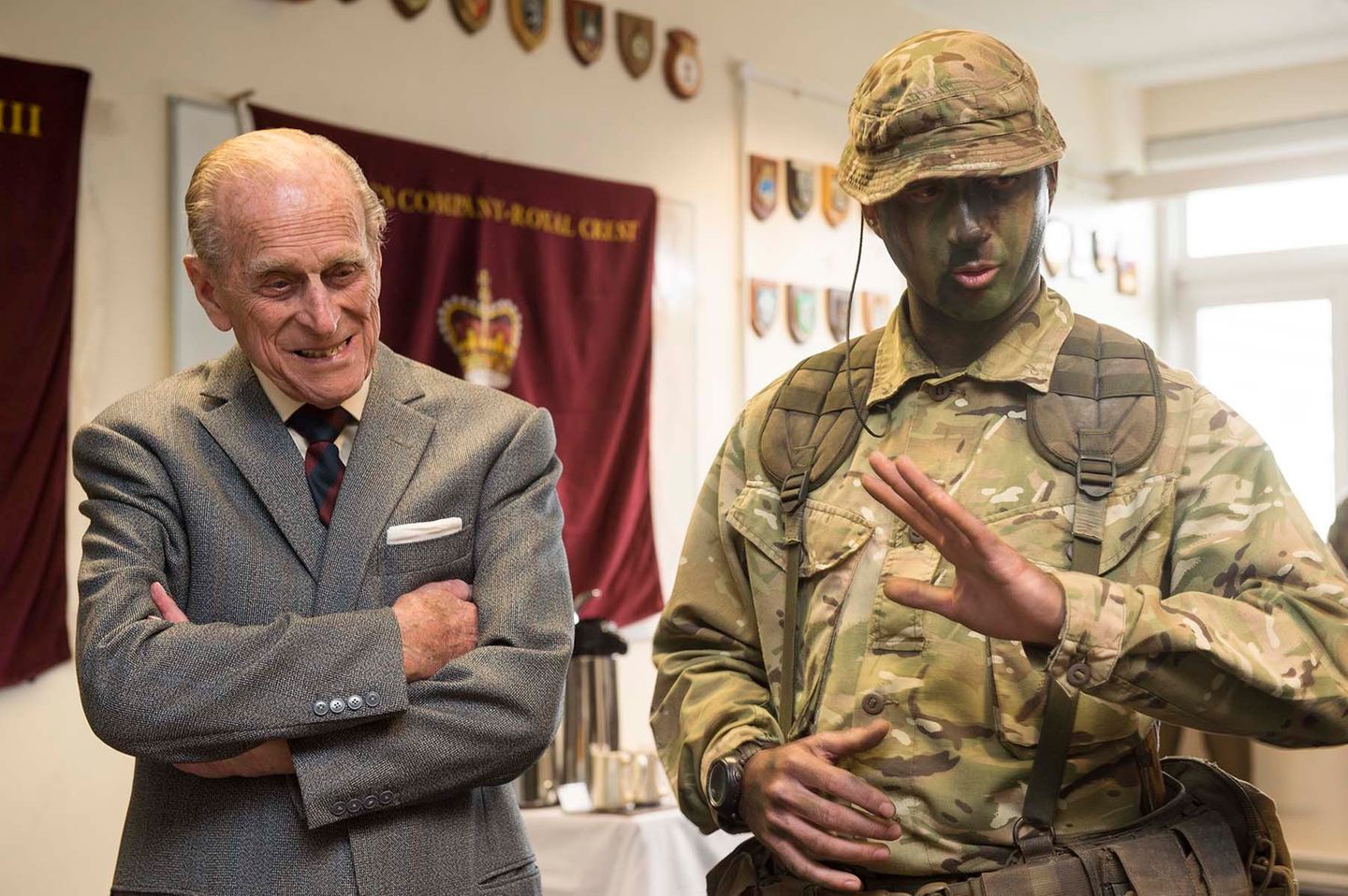 24. Februar 2014: Prinz Philip besucht das erste Battalion der "Grenadier Guards" in der englischen Stadt Aldershot. Der Herzog von Edinburgh ist Oberst des Regiments.