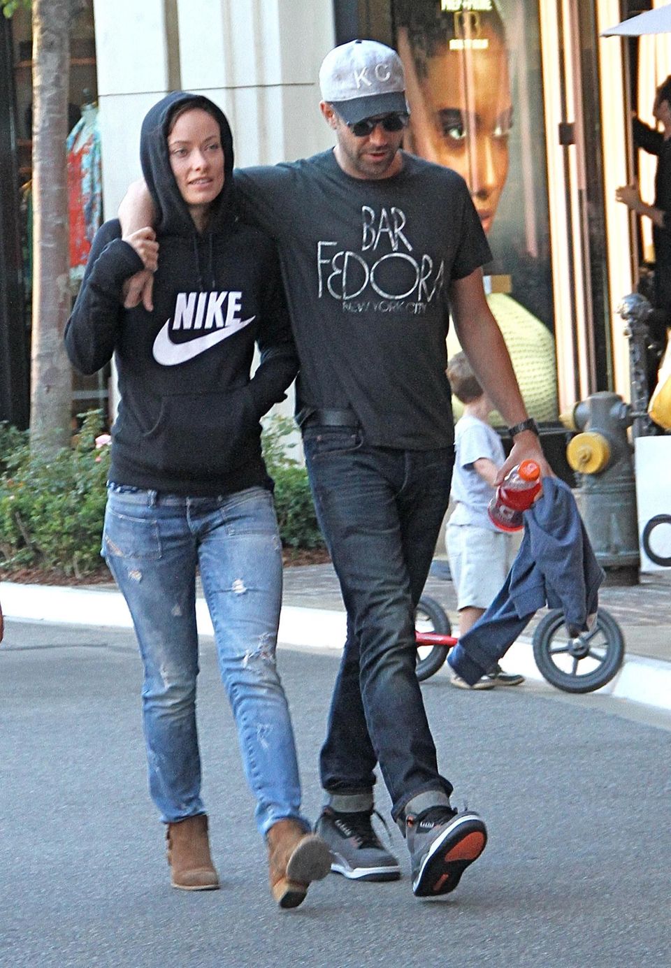8. August 2013: Olivia Wilde und Jason Sudeikis sind in Hollywood auf dem Weg ins Kino. 8. August 2013: Olivia Wilde und Jason Sudeikis sind in Hollywood auf dem Weg ins Kino.