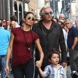 21. September 2013: Flavio Briatore geht mit Ehefrau Elisabetta Gregoraci und Sohn Falco Nathan in Mailand shoppen.