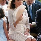 Schwangere Royals: Stilvoll, mit königlicher Haltung und kleiner Babykugel: Prinzessin Letizia erwartet 2005 ihr erstes Kind und Spanien bewegt die Frage: Wird es ein Sohn, ein Thronfolger?