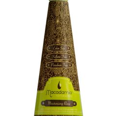 Orientalisch Die feinen Nussöle im Conditioner "Moisturizing Rinse" sorgen für bessere Kämmbarkeit. Von Macadamia Natural Oil, 300 ml, ca. 27 Euro