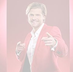 "Bachelor" Paul Janke     Im Halbfinale ausgeschieden    Alle Infos zu "Let's Dance" im Special bei RTL.de: www.rtl.de/cms/sendungen/lets-dance.html