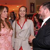 Nicht nur die prominenten Gäste wie Rosalie von Breemen werden von GALA-Chefredakteur Christian Krug herzlich begrüßt.