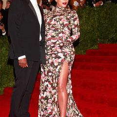 Kanye West mit Kim Kardashian in Riccardo Tisci