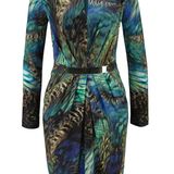 Anzeige: Für den Großstadtdschungel: Buntgemustertes Kleid mit Animalprint und gerafftem Einsatz in der Taille. Von Vince Camuto, ca. 149€.