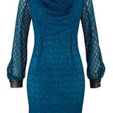 Anzeige: Blue Hour. Spitzenkleid mit Wasserfallausschnitt und langen, transparenten Ärmeln. Von Andrew Marc New York, ca. 129€.