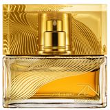 Neue, limitierte Variation von Shiseidos Eau de Parfum "Zen" von 2007 mit einer Komposition aus Vanille und arabischem Jasmin. Zen Gold Elixir, 50 ml, circa 74 Euro, ab Oktober.