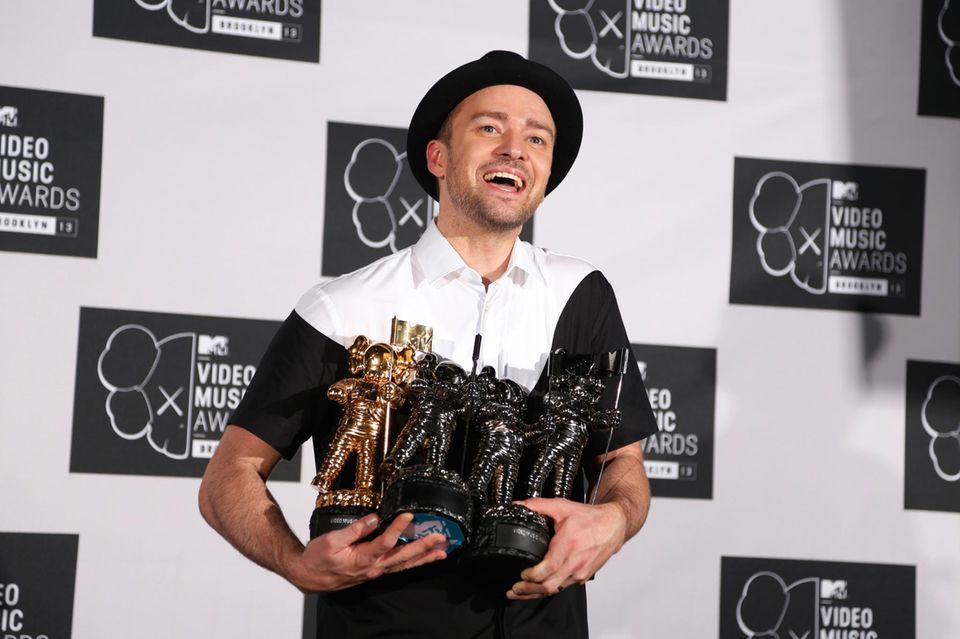 Justin Timberlake (Video des Jahres: "Mirrors", Beste Regie: "Suit & Tie", Bester Schnitt: "Mirrors", Michael Jackson Video Vanguard Award)