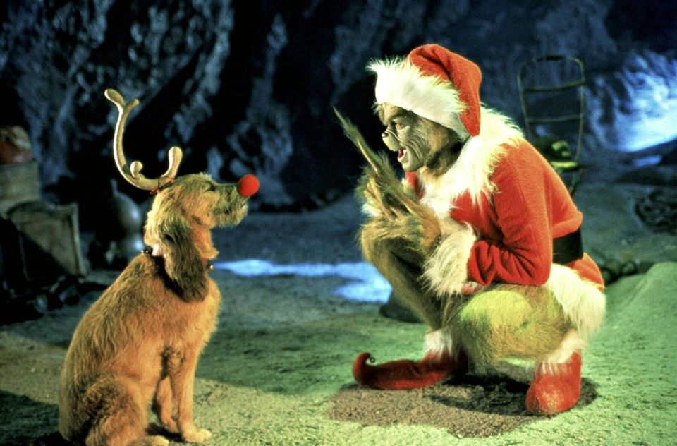 "Der Grinch" Jim Carrey stiehlt als griesgrämiger "Grinch" die Geschenke der Bewohner von Whoville. Der Film von 2000 zeigt, dass es an Weihnachten eben nicht um Geschenke, sondern um Freunde, Familie und Liebe geht. "Der Grinch" Jim Carrey stiehlt als griesgrämiger "Grinch" die Geschenke der Bewohner von Whoville. Der Film von 2000 zeigt, dass es an Weihnachten eben nicht um Geschenke, sondern um Freunde, Familie und Liebe geht.