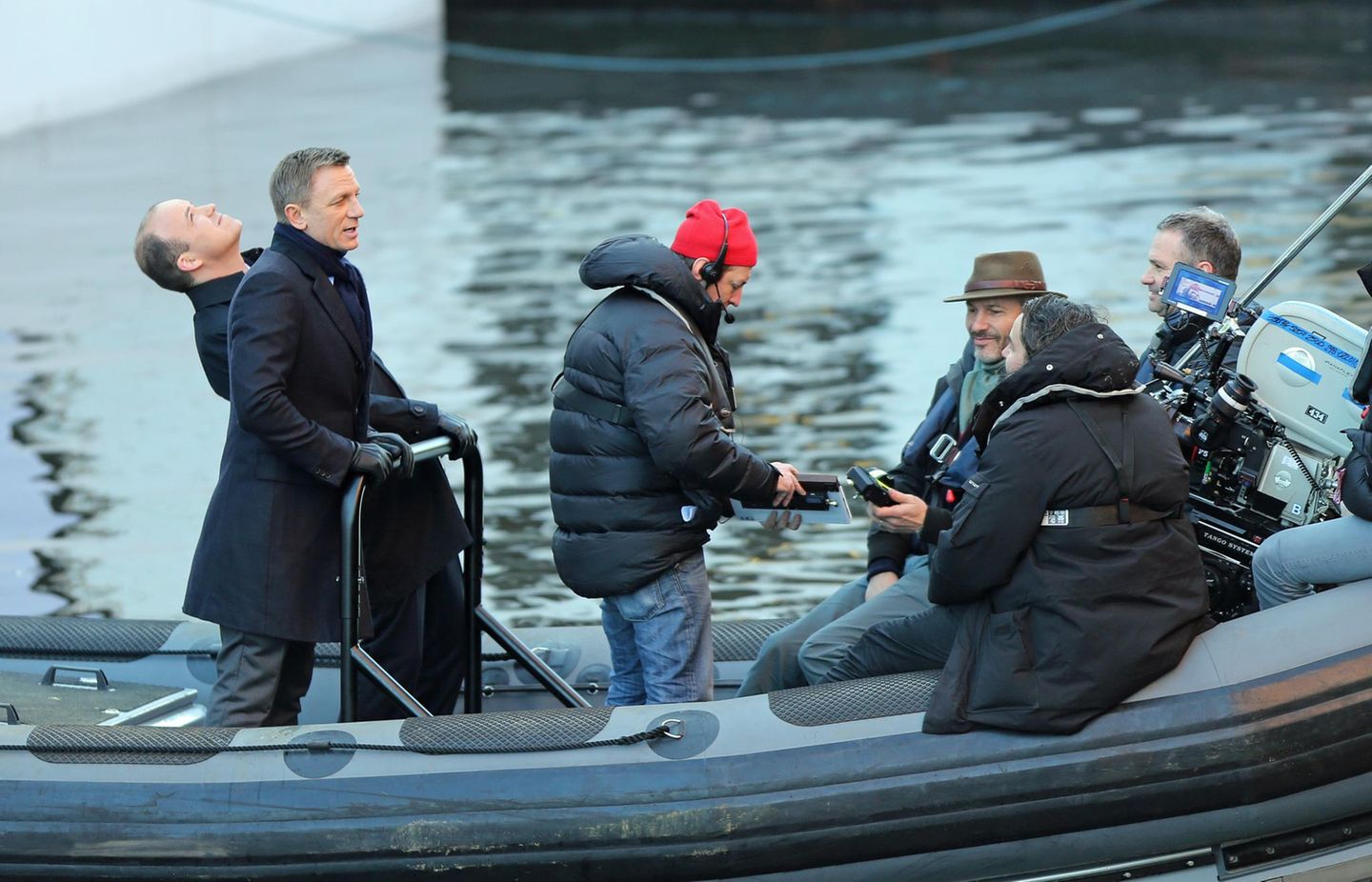 16. Dezember 2014: Natürlich handelt es sich hier um den neuen James Bond Film "Spectre". Wir sind gespannt was Daniel Craig uns diesmal zu bieten hat.