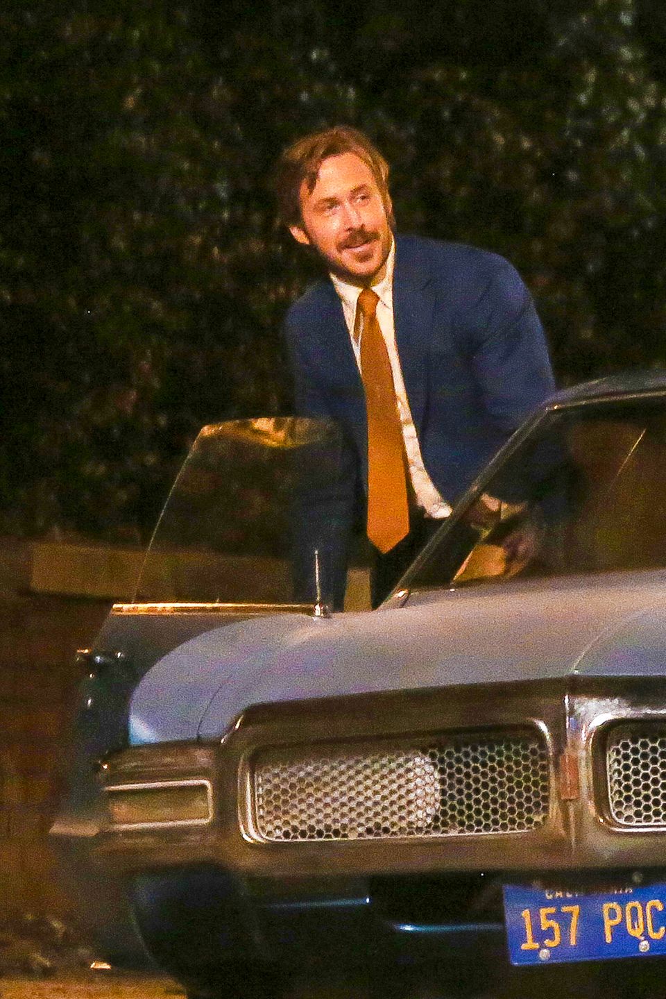 31. Oktober 2014: Ryan Gosling steht neben Russell Crowe für den Film "The Nice Guys" in Atlanta vor der Kamera.