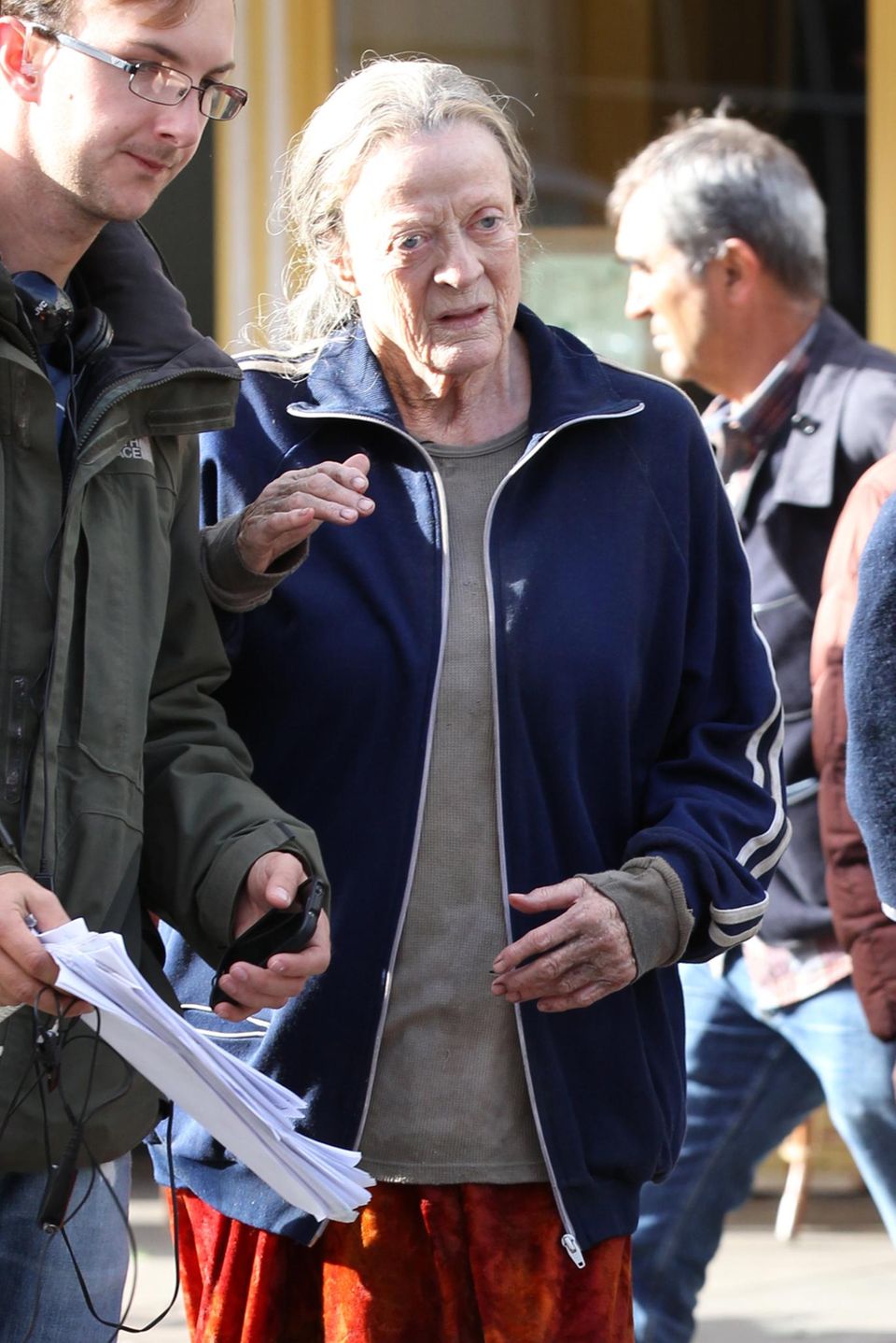23. Oktober 2014: Dame Maggie Smith steht für den Film "The Lady in the Van" in London vor der Kamera.