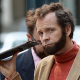 22. Juni 2014: Peter Sarsgaard dreht mit Bart den Film "Experimenter" in Manhattan.