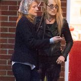 29. Oktober 2014: Zusammen mit ihrer Tochter Mamie Gummer dreht Meryl Streep eine Szene für "Ricki and The Flash" in New York City. Außerdem in dem Film mit dabei: Kevin Kline.