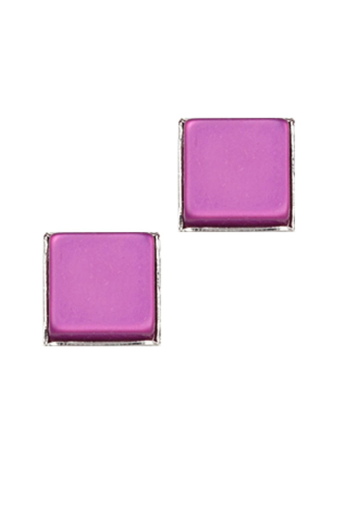 Hingucker dank Form und Farbe: quadratische Ohrstecker von Coeur de Lion, ca. 30 Euro