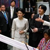 1. Oktober 2014: Prinz Akishino und seine Frau Kiko sind auf einem achttägigen Besuch in Guatemala und Mexico. In Guatemala City besichtigen sie ein Museum.