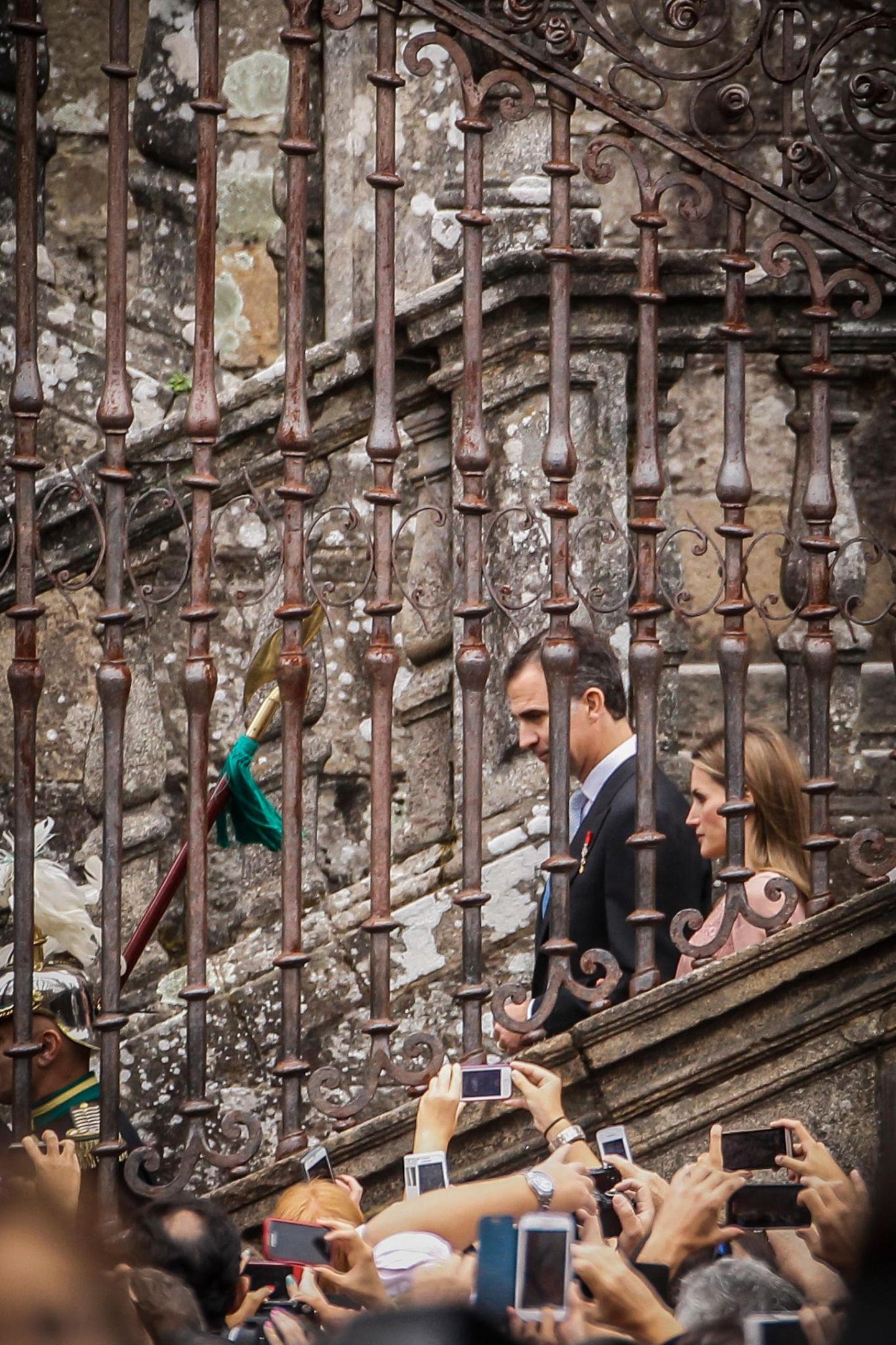 25. Juli 2014: König Felipe und Königin Letizia sind auf dem Weg zur Messe in der Kathedrale von Santiago de Compostela.