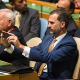 24. September 2014: Spaniens König Felipe nimmt an der 69. Generalversammlung der UN in New York teil. Vor dem Plenum hält er auch eine Rede und hält seinen Besuch mit dem Smartphone fest.