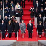 28. Oktober 2014: Großherzog Henri (5.v.l, 1. Reihe), das belgische Königspaar und Prinzessin Beatrix nehmen an einer Gedenkveranstaltung zum Ersten Weltkrieg in Belgien teil. Auch Bundeskanzlerin Angela Merkel ist dabei.