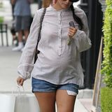 14. Juli 2014: Die schwangere Rachel Bilson geht in Beverly Hills Babykleidung shoppen.
