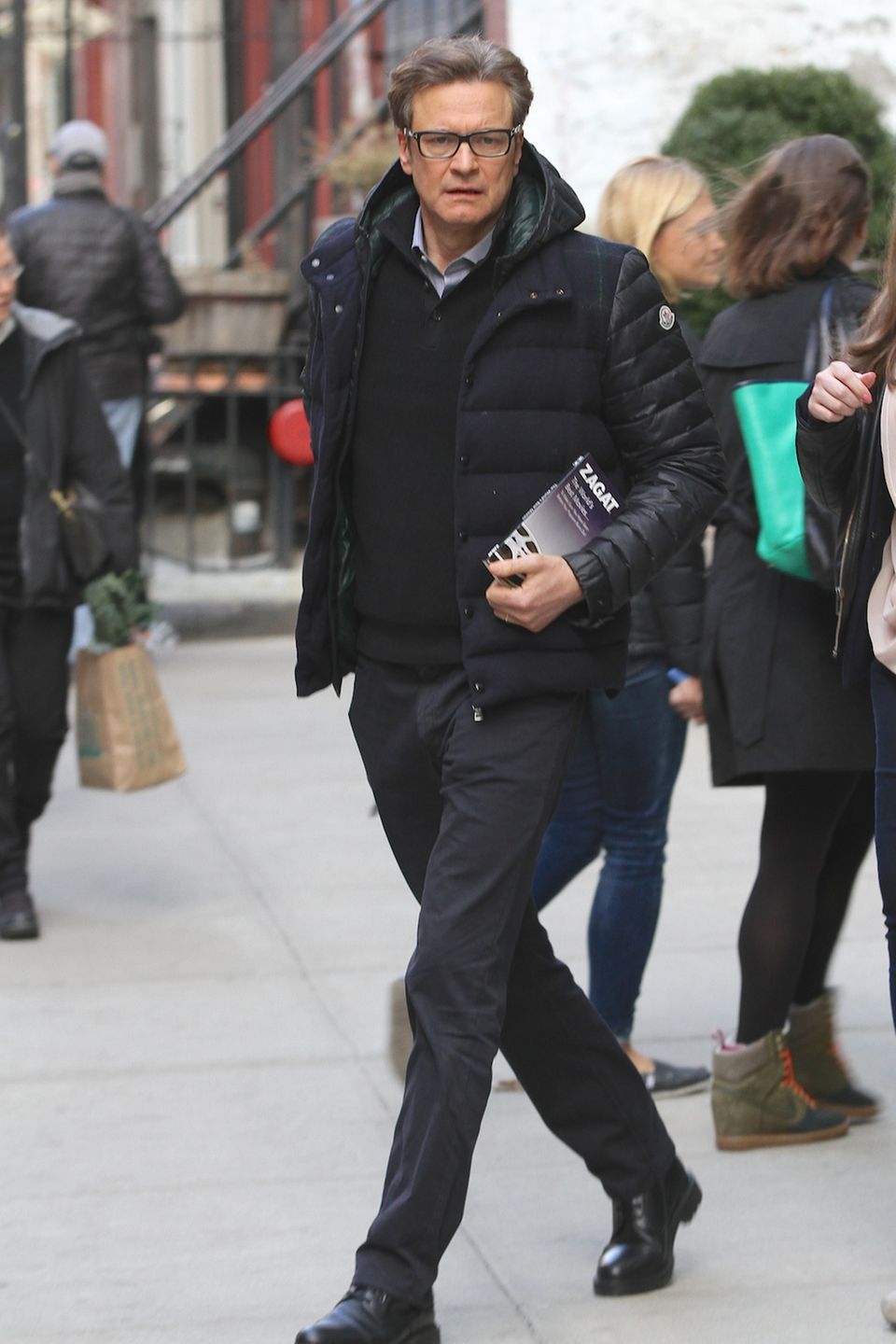 8. April 2014: Colin Firth verlässt sein Hotel in Soho. Der Star war für ein paar Tage anlässlich der Filmpremiere von "The Railway Man" in New York. 8. April 2014: Colin Firth verlässt sein Hotel in Soho. Der Star war für ein paar Tage anlässlich der Filmpremiere von "The Railway Man" in New York.