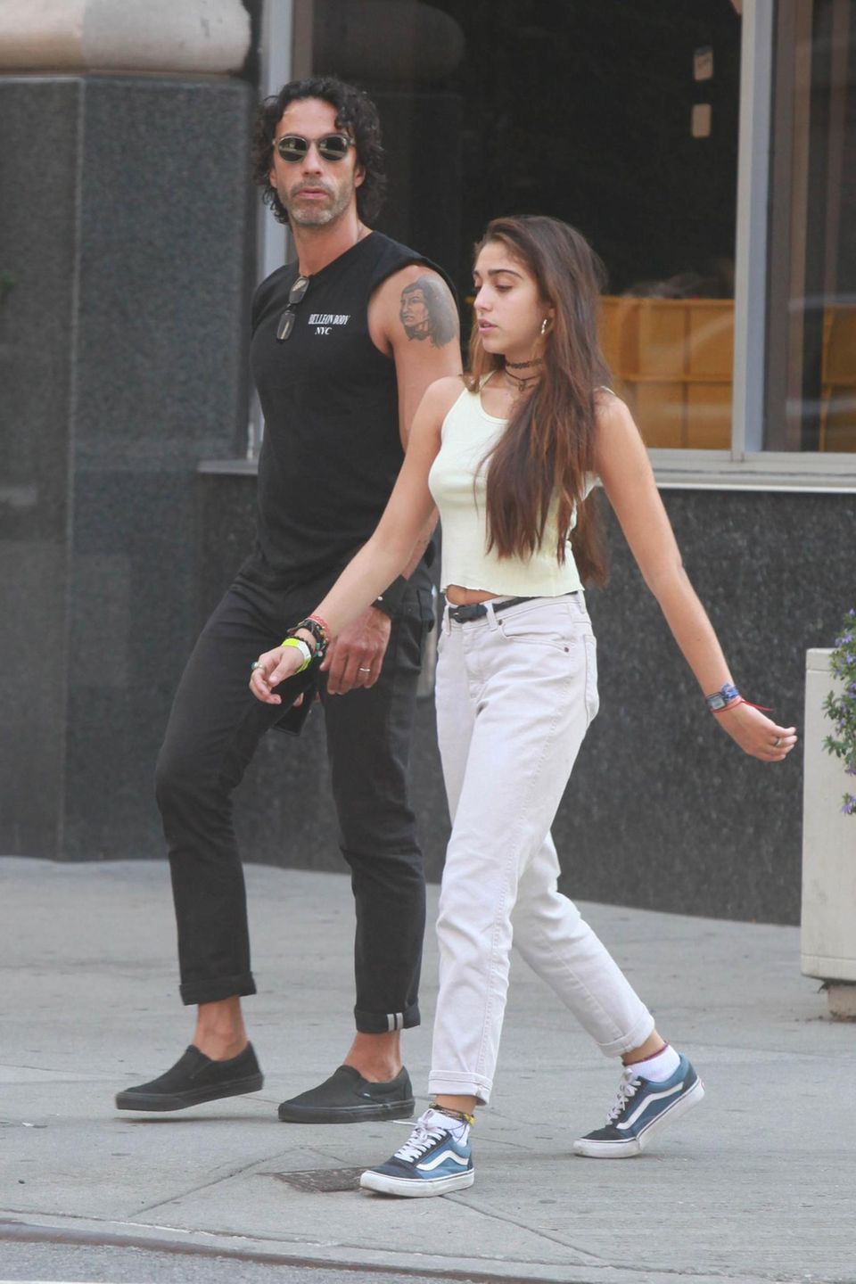 28. September 2014: Lourdes Leon ist mit ihrem Vater in SoHo unterwegs.
