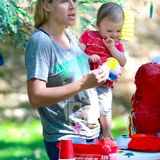 2. Juli 2014: Busy Philipps richtet zu dem ersten Geburtstag ihrer Tochter Cricket eine Sesamstraßen-Party in einem Park in Los Angeles aus.